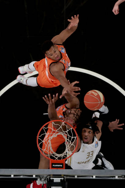 媒体和球迷 媒体和球迷