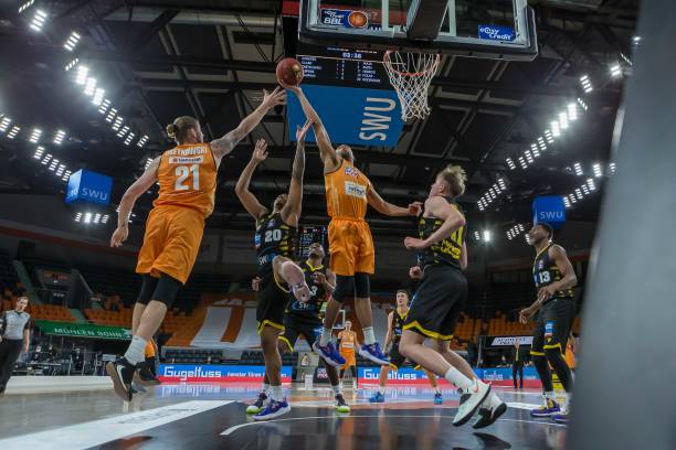 不断进取带 不断进取带