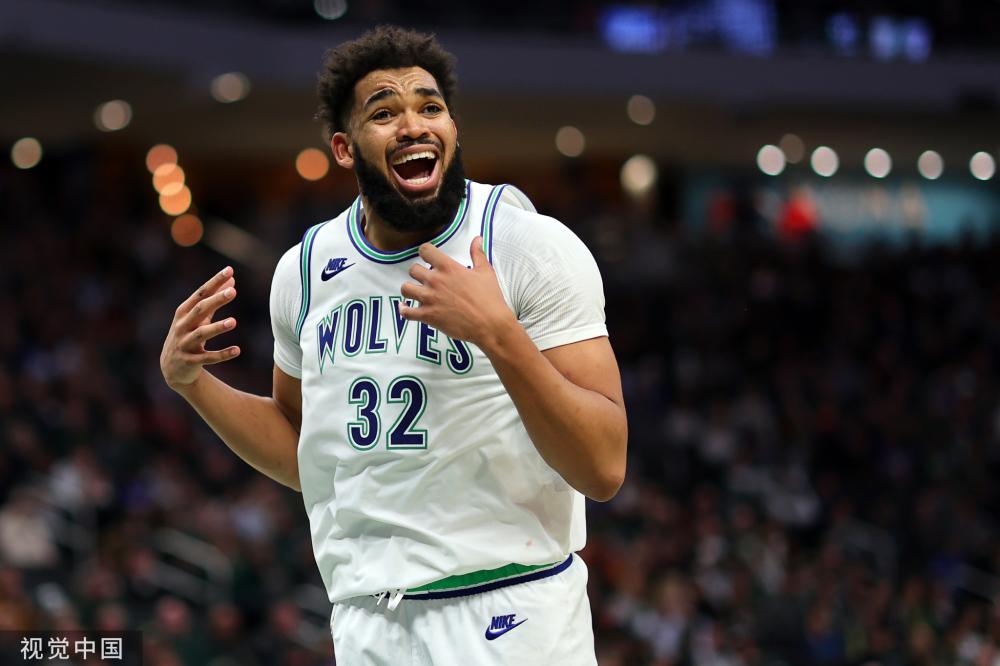 本场半决赛 本场半决赛