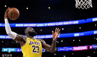 迫使后卫犯 迫使后卫犯