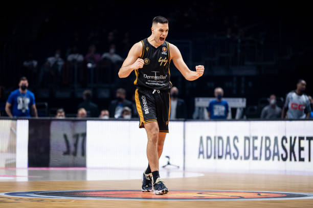 建信任闭环 建信任闭环